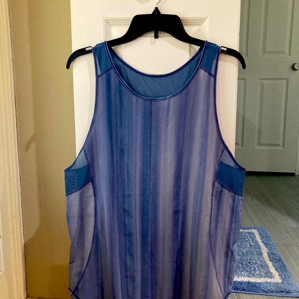 Lu Lu Lemon Blue Sculpt Tank Top